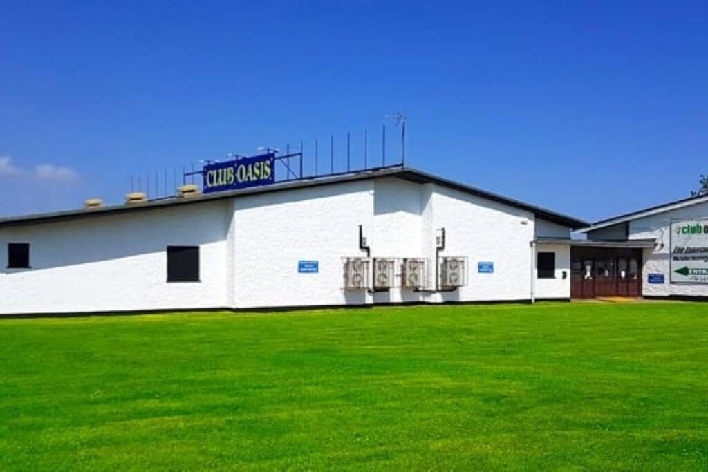 Homely 2 Bed On Popular Sunbeach Holiday Village- 5Min Walk To Beach, Near Great Yarmouth & Norfolk Broads Scratby Ngoại thất bức ảnh